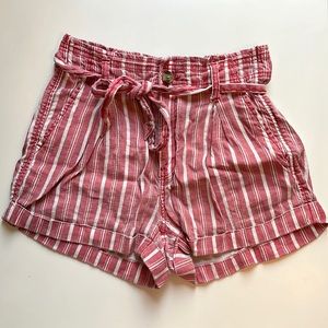 American Eagle Pin Stripe Shorts: Size 4